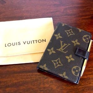💝VINTAGE LOUIS VUITTON ADDRESS BOOK W/ MECHANICAL PENCIL New never written in💗